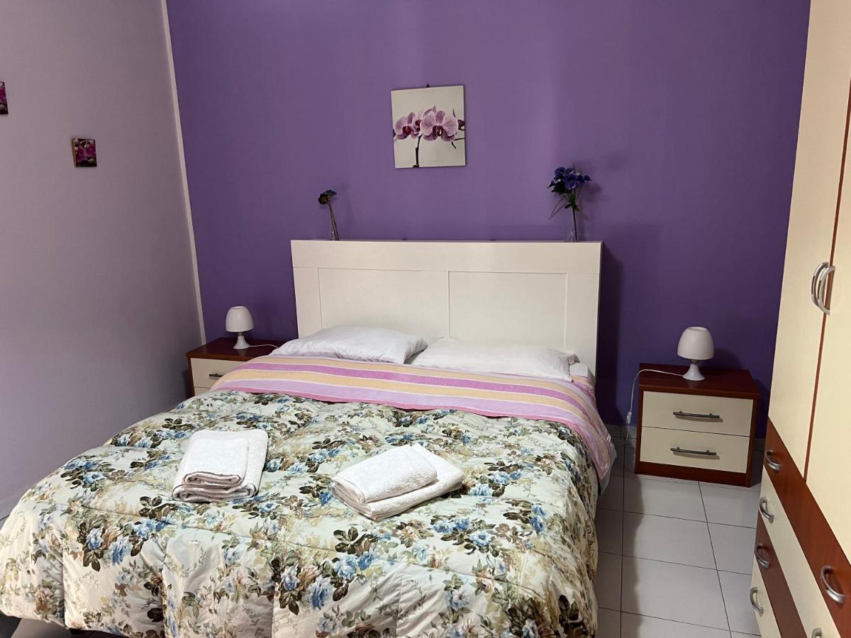 The Artists Bed & Breakfast อาชิเรอาเล ภายนอก รูปภาพ