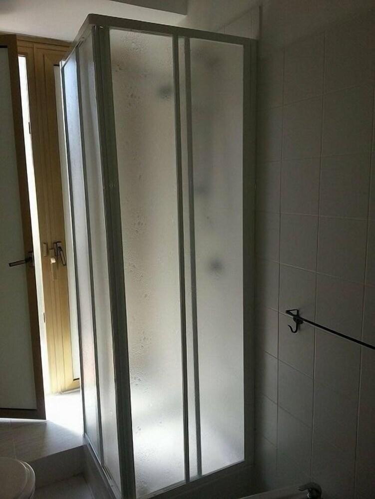 The Artists Bed & Breakfast อาชิเรอาเล ภายนอก รูปภาพ