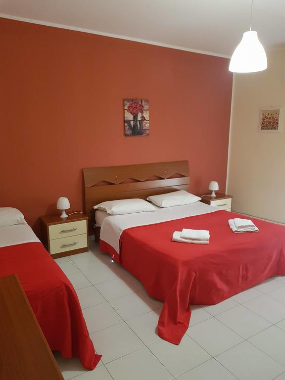 The Artists Bed & Breakfast อาชิเรอาเล ภายนอก รูปภาพ